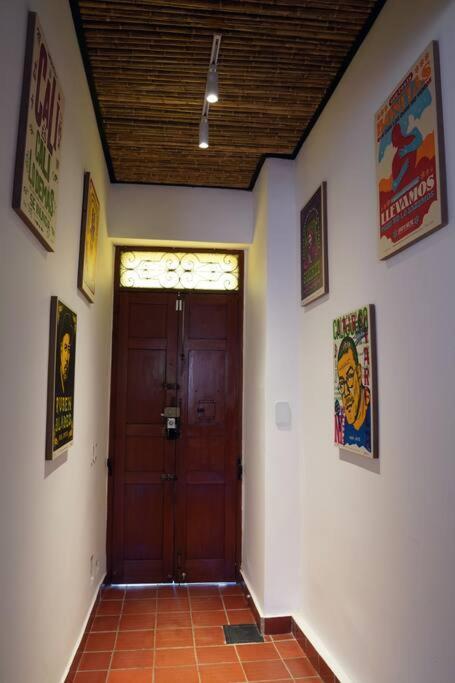 Nueva En San Antonio Cali, La Casa De Tona Villa Luaran gambar