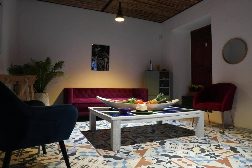 Nueva En San Antonio Cali, La Casa De Tona Villa Luaran gambar