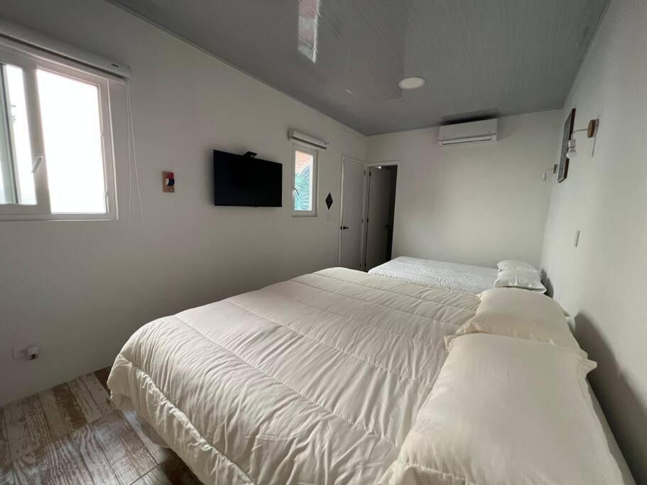 Nueva En San Antonio Cali, La Casa De Tona Villa Luaran gambar