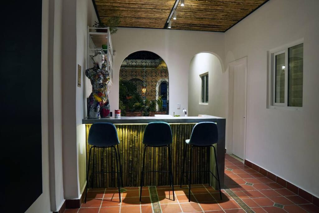 Nueva En San Antonio Cali, La Casa De Tona Villa Luaran gambar