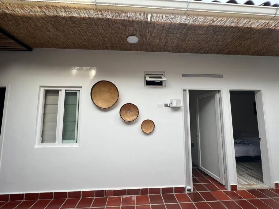 Nueva En San Antonio Cali, La Casa De Tona Villa Luaran gambar
